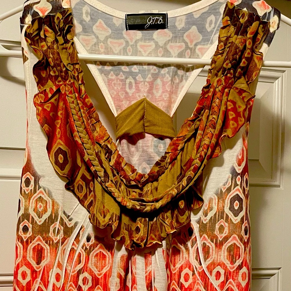 Cute summer top with bow tie back